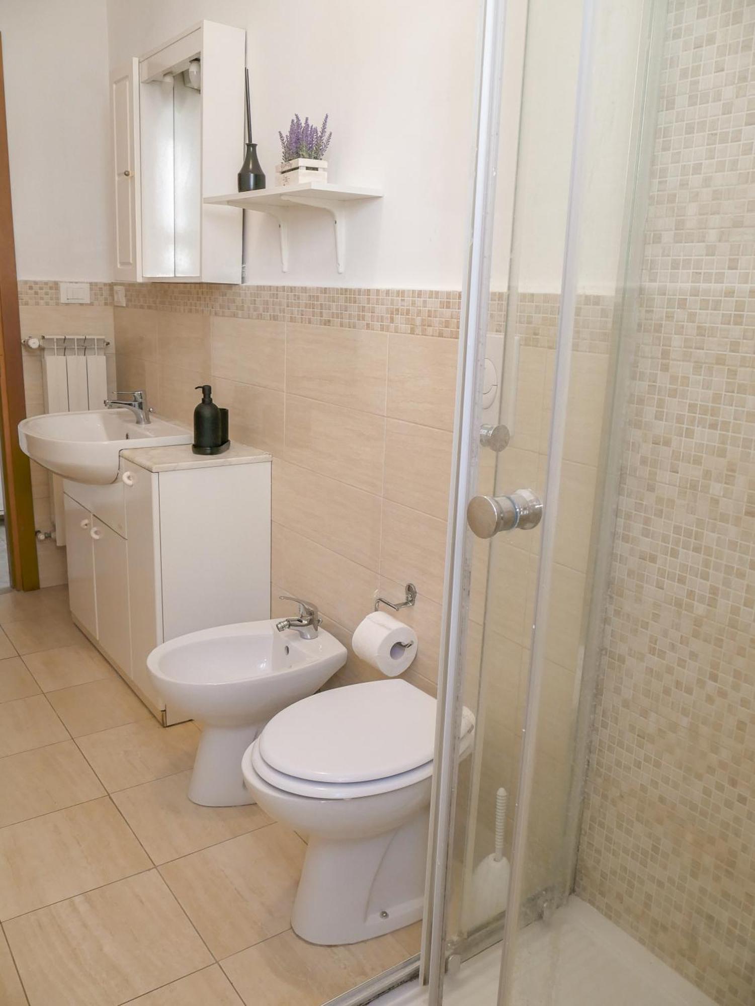 Modern 1 Bedroom Near Metro Róma Kültér fotó